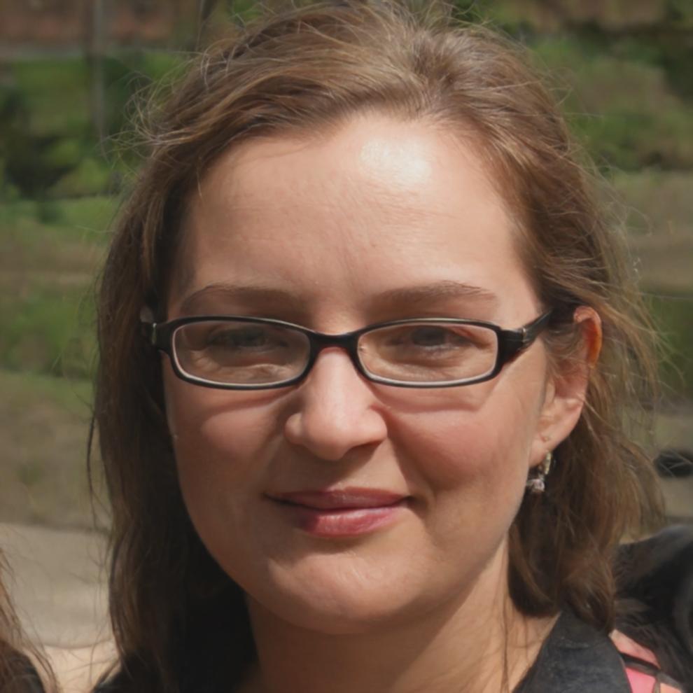 Portrait de Simone Laborde, responsable pédagogique chez lianexaori